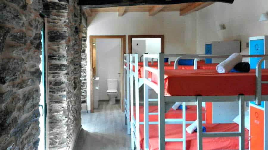Albergue Porta Santa, O Cádavo Baleira, Lugo - Camino Primitivo :: Albergues del Camino de Santiago