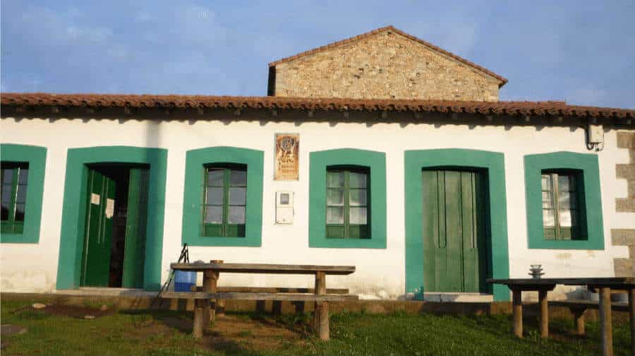 Albergue de peregrinos de San Juan de Villapañada, Asturias - Camino Primitivo :: Albergues del Camino de Santiago Albergue de peregrinos de San Juan de Villapañada, Asturias - Camino Primitivo :: Albergues del Camino de Santiago