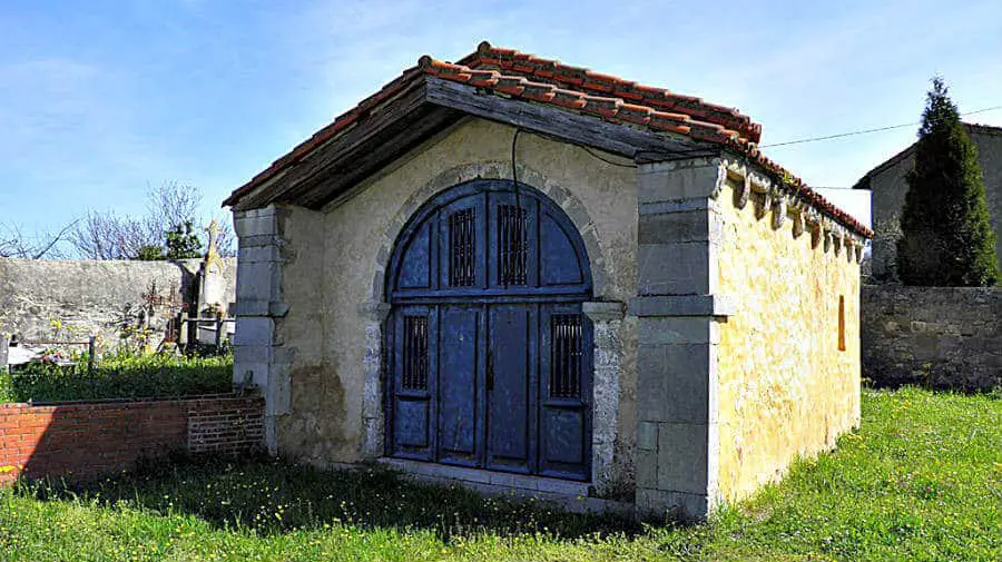 Iglesia de Santa María Magdalena Cabruñana, Asturias - Camino Primitivo :: Guía del Camino de Santiago Iglesia de Santa María Magdalena Cabruñana, Asturias - Camino Primitivo :: Guía del Camino de Santiago