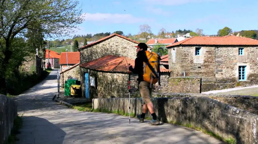 Un peregrino por el Camino Primitivo Un peregrino por el Camino Primitivo :: Guía del Camino de Santiago