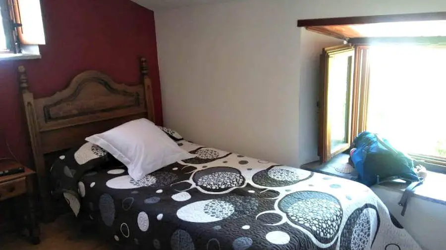 Casa Navarro, O Cebreiro, Lugo - Camino Francés :: Alojamientos del Camino de Santiago