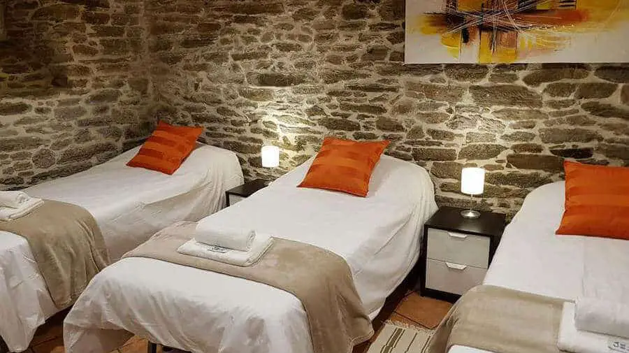 Hostal Aqua Rooms Sarria, Sarria - Camino Francés :: Alojamientos del Camino de Santiago