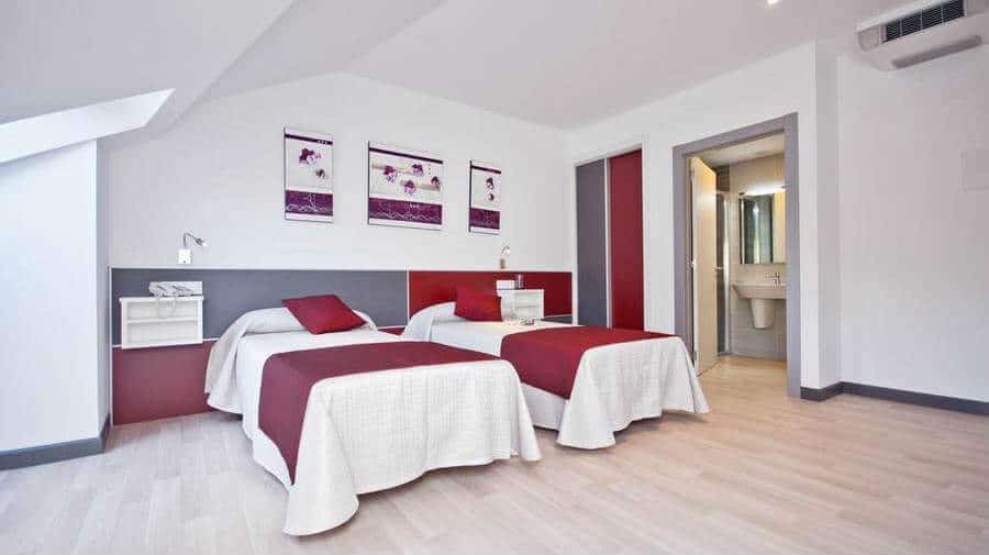 Hotel Ferramenteiro, Portomarín, Lugo - Camino Francés :: Alojamientos del Camino de Santiago