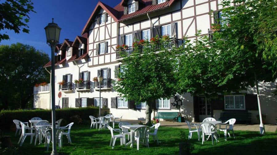 Hotel Loizu, Burguete, Navarra - Camino Francés :: Alojamientos del Camino de Santiago