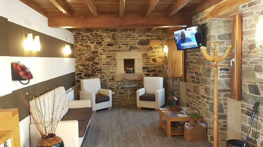 Hostal Ribadiso, Ribadiso da Baixo, La Coruña - Camino Francés :: Alojamientos del Camino de Santiago