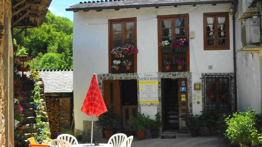 Pensión Santa Rosa, Samos, Lugo - Camino Francés :: Alojamientos del Camino de Santiago