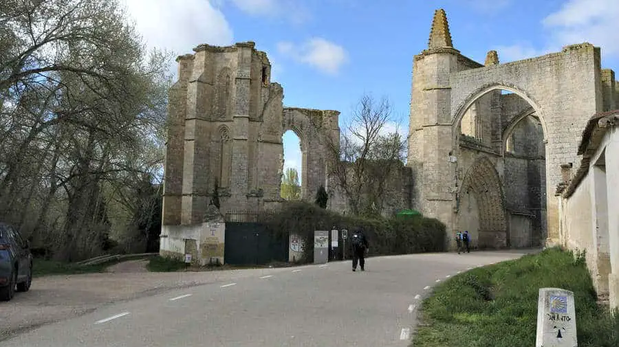 Hospital de peregrinos del Convento de San Antón, Castrojeriz, Burgos - Camino Francés :: Albergues del Camino de Santiago