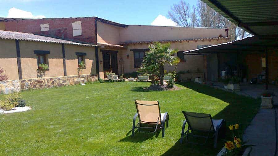 Albergue San Pelayo, Puente Villarente, León - Camino Francés :: Albergues del Camino de Santiago