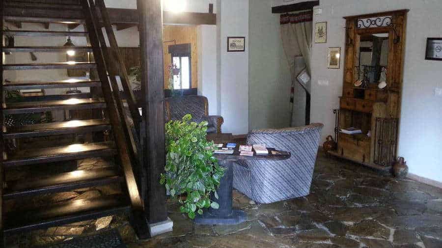 Albergue San Pelayo, Puente Villarente, León - Camino Francés :: Albergues del Camino de Santiago