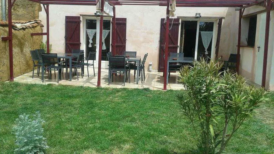 Albergue de Ada, Reliegos, León - Camino Francés :: Albergues del Camino de Santiago
