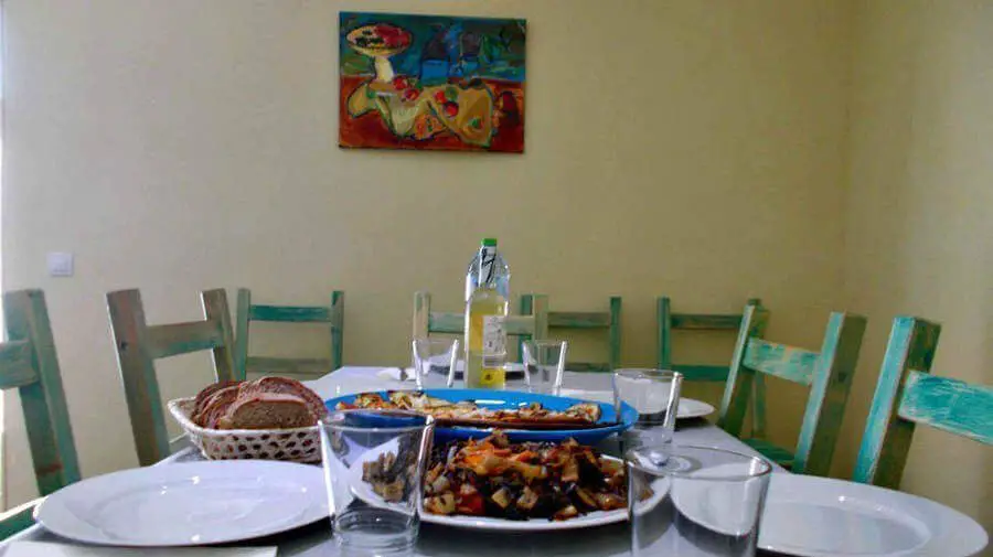 Albergue de Ada, Reliegos, León - Camino Francés :: Albergues del Camino de Santiago
