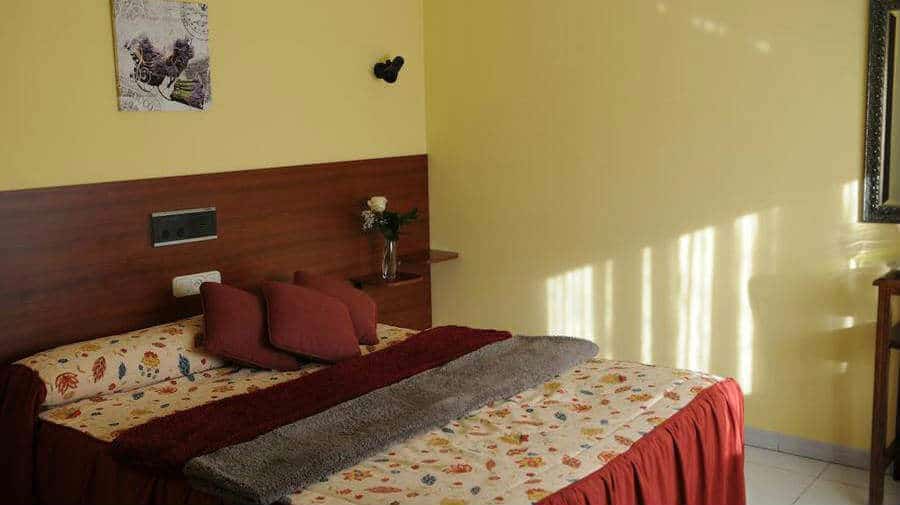 Hotel Garcas, Lavacolla, La Coruña - Camino Francés :: Alojamientos del Camino de Santiago