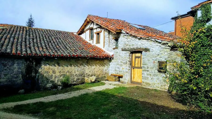 Albergue Hostel La Plazuela Verde, Atapuerca, Burgos, Camino Francés :: Albergues del Camino de Santiago