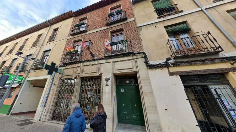 Albergue Hostel Rúa 35, León, Camino Francés :: Albergues del Camino de Santiago