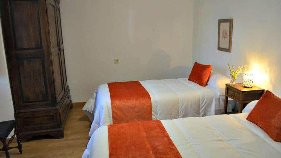 Casa Santaia, O Pedrouzo, La Coruña - Camino Francés :: Alojamientos del Camino de Santiago