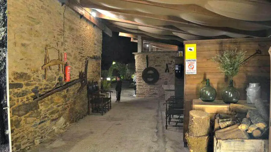 Casa Santaia, O Pedrouzo, La Coruña - Camino Francés :: Alojamientos del Camino de Santiago