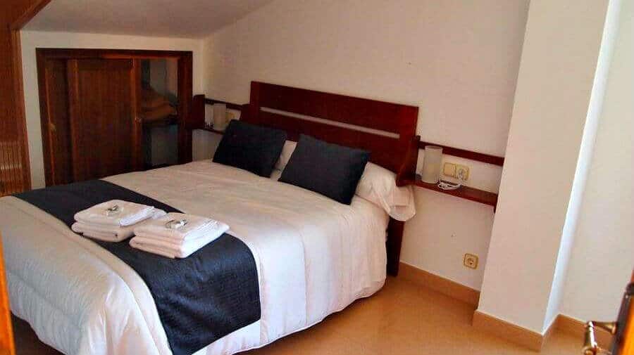 Casa Santaia, O Pedrouzo, La Coruña - Camino Francés :: Alojamientos del Camino de Santiago