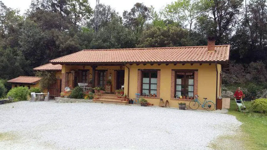 Albergue La Llosa de Cosme, Piñeres de Pría (Llanes), Asturias - Camino del Norte :: Albergues del Camino de Santiago