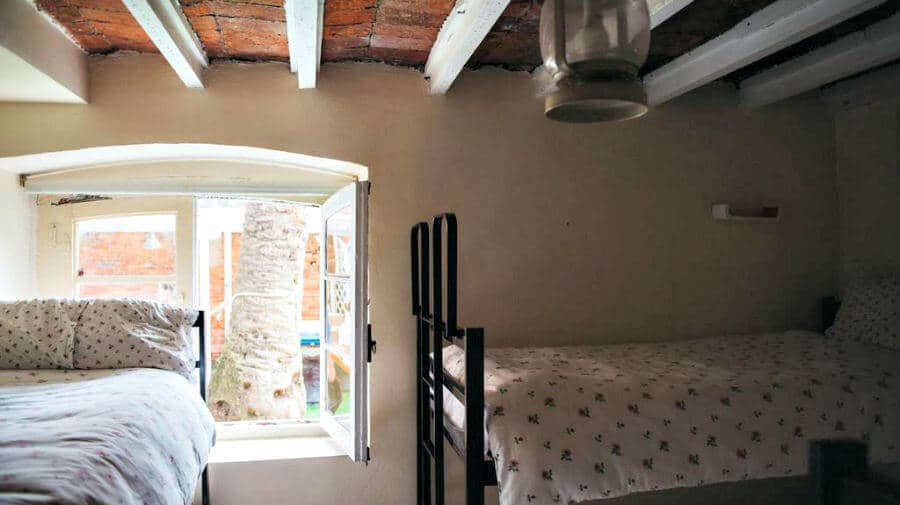 Albergue Alamar Salinas House, Salinas, Asturias - Camino del Norte :: Albergues del Camino de Santiago