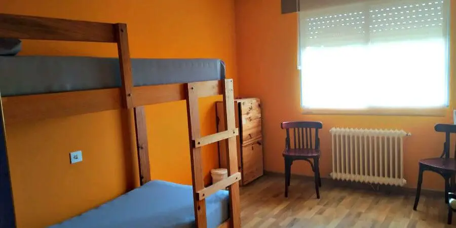 Albergue Fuente Saleta, Boente, La Coruña - Camino Francés :: Albergues del Camino de Santiago