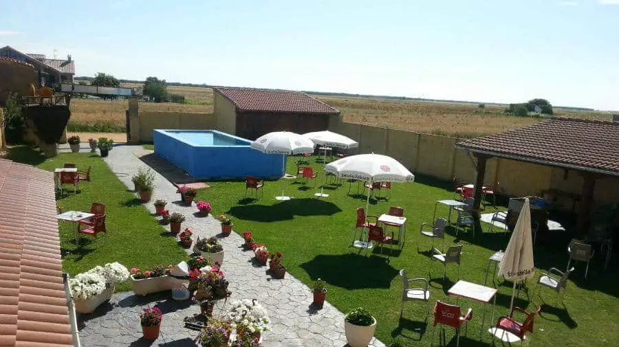 Albergue Casa de Jesús, Villar de Mazarife, León - Camino Francés :: Albergues del Camino de Santiago