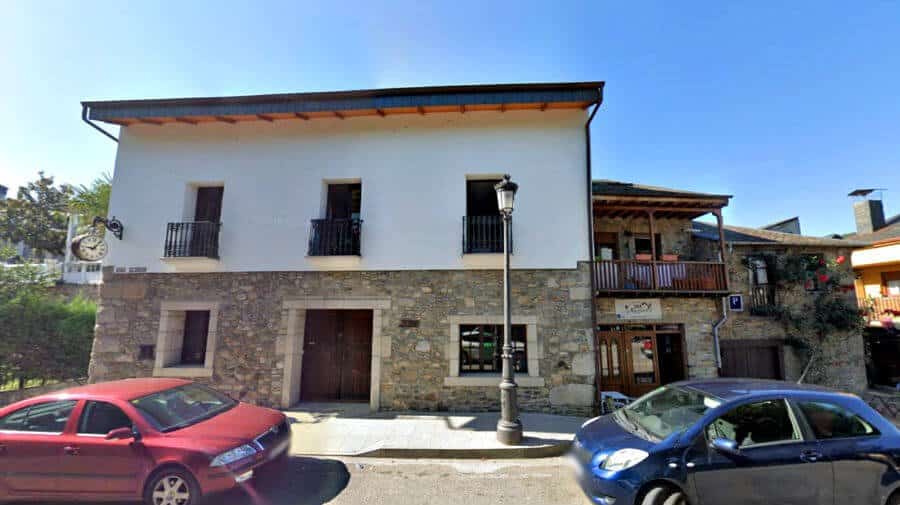 Casa rural La Casa del Reloj, Molinaseca, León - Camino Francés :: Alojamientos del Camino de Santiago