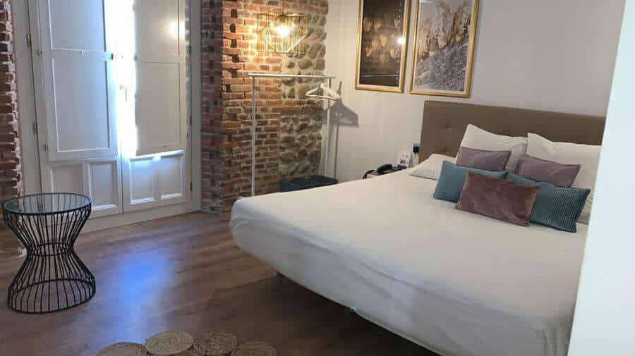Hostal Albany Ancha, León - Camino Francés :: Alojamientos del Camino de Santiago