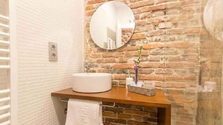 Hostal Albany Ancha, León - Camino Francés :: Alojamientos del Camino de Santiago