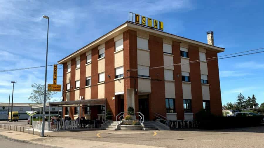 Hostal Alto Páramo, Villadangos del Páramo, León - Camino Francés :: Alojamientos del Camino de Santiago
