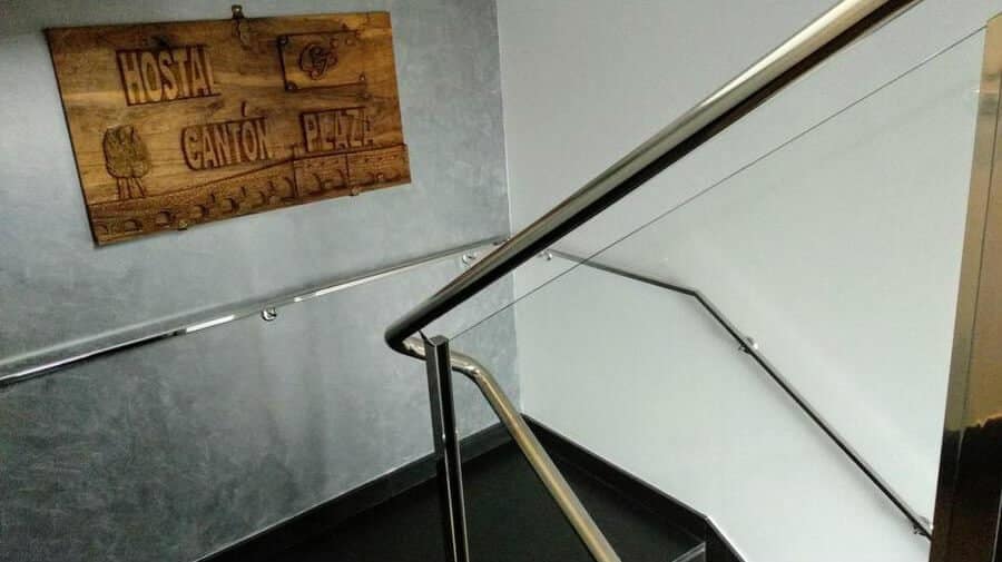 Hostal Cantón Plaza, Hospital de Órbigo, León - Camino Francés :: Alojamientos del Camino de Santiago