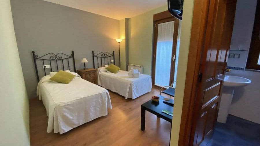 Hostal El Horno, Molinaseca, León - Camino Francés :: Alojamientos del Camino de Santiago