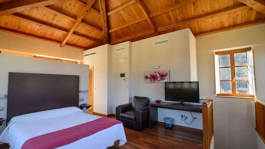 Hostal El Palacio, Molinaseca, León - Camino Francés :: Alojamientos del Camino de Santiago