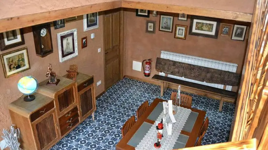 Hostal El Trasgu de Foncebadón, Foncebadón, León - Camino Francés :: Alojamientos del Camino de Santiago