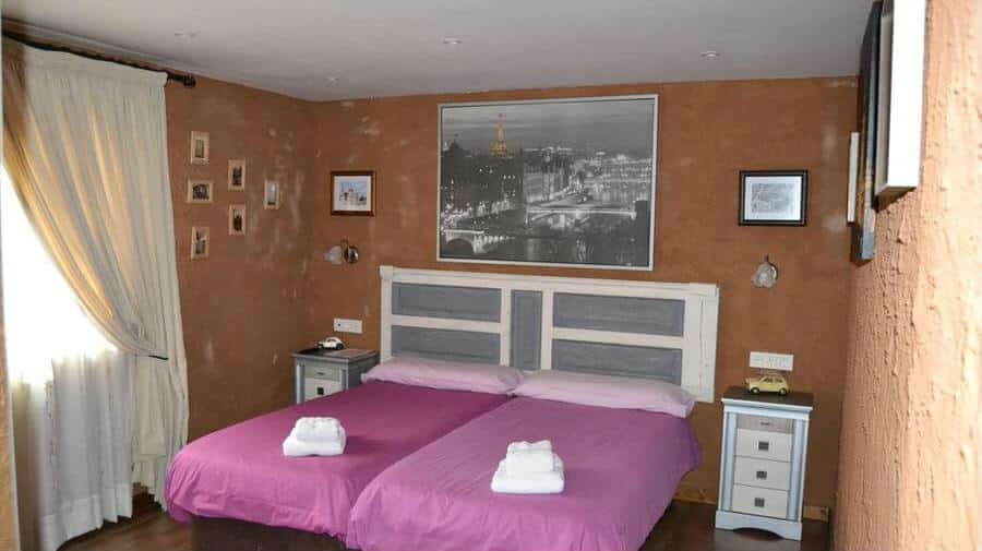 Hostal El Trasgu de Foncebadón, Foncebadón, León - Camino Francés :: Alojamientos del Camino de Santiago