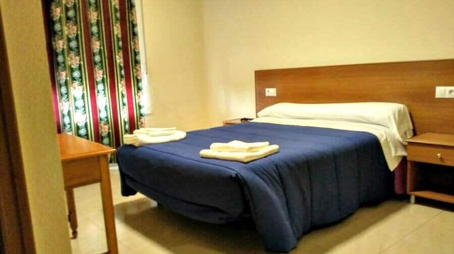 Hostal Orly, Camponaraya, León - Camino Francés :: Alojamientos del Camino de Santiago