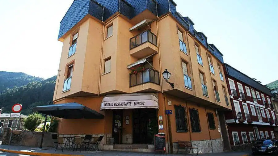 Hostal Méndez, Villafranca del Bierzo, León - Camino Francés :: Alojamientos del Camino de Santiago