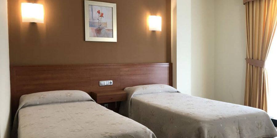 Hostal Teodora, Arzúa, La Coruña - Camino Francés :: Alojamientos del Camino de Santiago