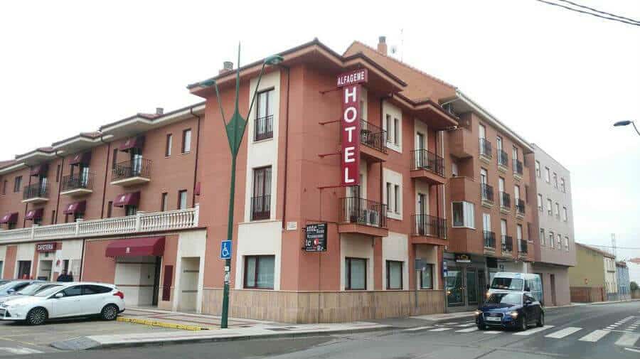 Hotel Alfageme, Trobajo del Camino, León - Camino Francés :: Alojamientos del Camino de Santiago