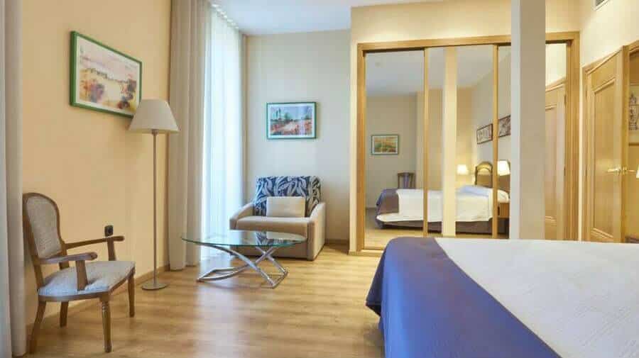 Hotel Astur Plaza, Astorga, León - Camino Francés :: Alojamientos del Camino de Santiago