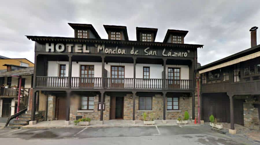 Hotel La Moncloa de San Lázaro, Cacabelos, León - Camino Francés :: Alojamientos del Camino de Santiago