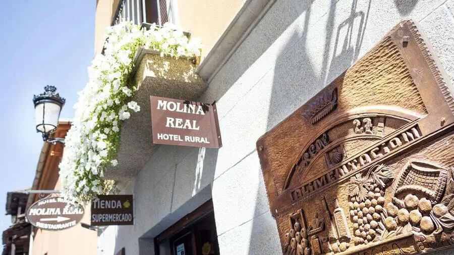 Hotel Molina Real, Molinaseca, León - Camino Francés :: Alojamientos en el Camino de Santiago