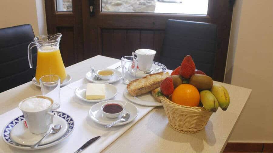 Hotel Molina Real, Molinaseca, León - Camino Francés :: Alojamientos en el Camino de Santiago