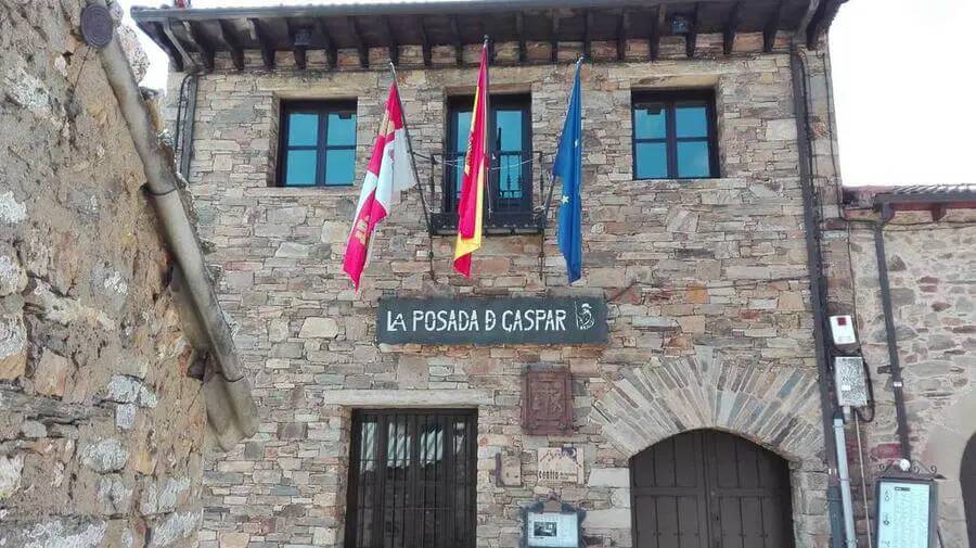 Hotel rural La Posada de Gaspar, Rabanal del Camino, León - Camino Francés :: Alojamientos del Camino de Santiago