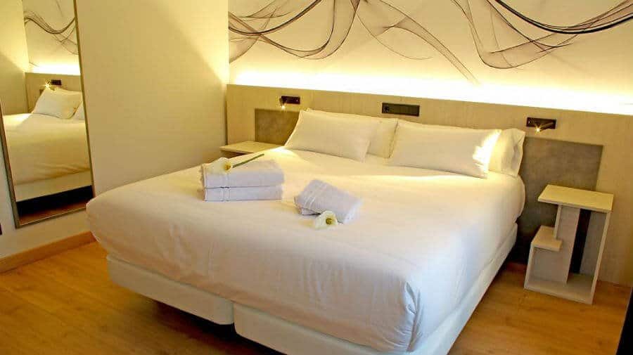 Hotel Neru, León - Camino Francés :: Alojamientos del Camino de Santiago