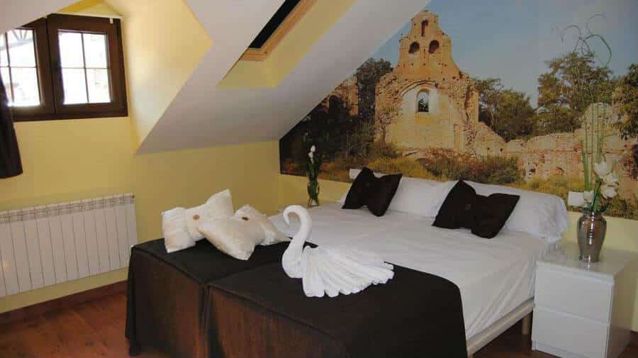 The Way Hostel, Molinaseca, León - Camino Francés :: Alojamientos del Camino de Santiago