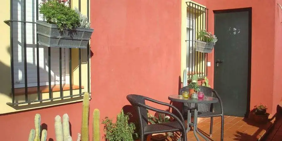 Albergue Babel Hostel, Sevilla - Vía de la Plata :: Albergues del Camino de Santiago