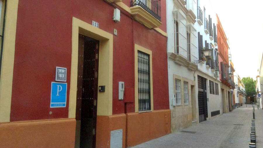 Albergue Babel Hostel, Sevilla - Vía de la Plata :: Albergues del Camino de Santiago