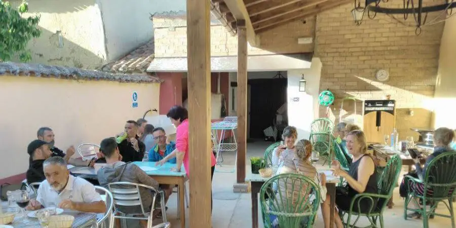 Albergue Los Canarios, Calzadilla de la Cueza, Palencia - Camino Francés :: Albergues del Camino de Santiago