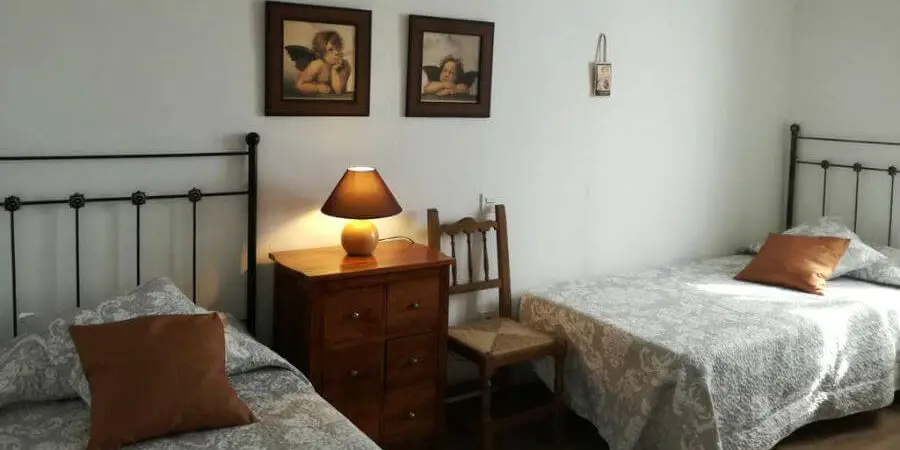 Albergue Los Canarios, Calzadilla de la Cueza, Palencia - Camino Francés :: Albergues del Camino de Santiago