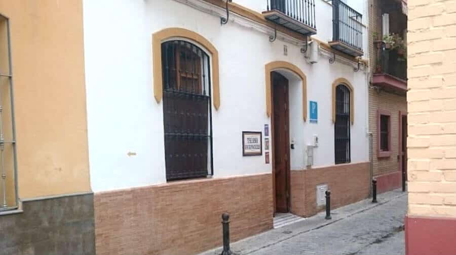 Albergue Triana Hostel, Sevilla - Vía de la Plata :: Albergues del Camino de Santiago